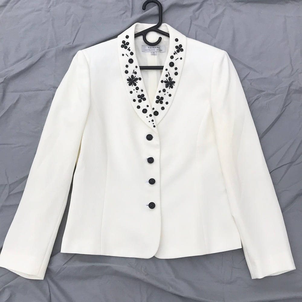 Size 10 Tahari Blazer